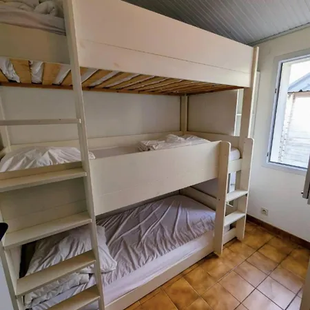 Pretty House In A Quiet Area 100m From The *