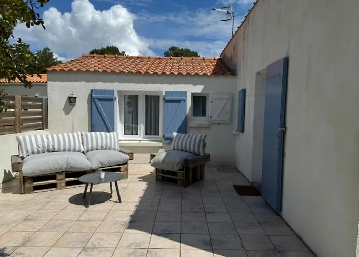 Pretty House In A Quiet Area 100m From The * La Tranche-sur-Mer