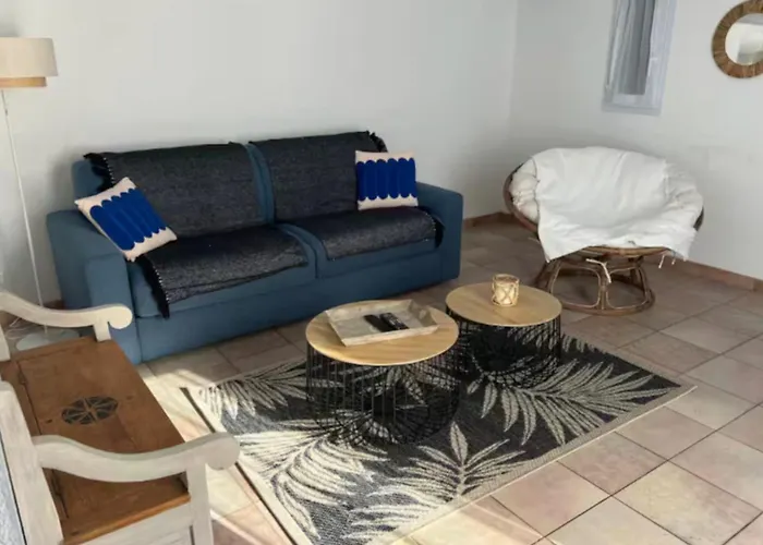 Nyaraló Pretty House In A Quiet Area 100m From The *