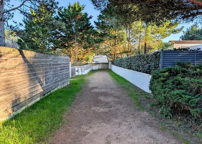 Nyaraló Pretty House In A Quiet Area 100m From The